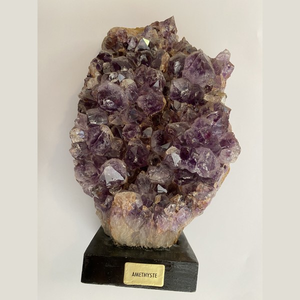 Amethyst geode